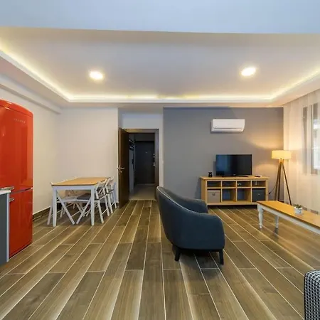 Apartmán Central And Modern Near Popular Attractions In Muratpasa, *