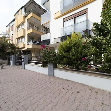 Central And Modern Near Popular Attractions In Muratpasa,